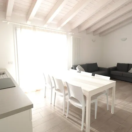 Finisterrae 9 - Immobiliare Living Lido di Jesolo